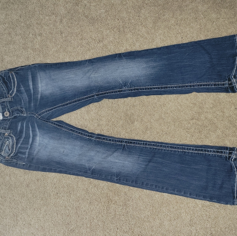 Maurices jeans